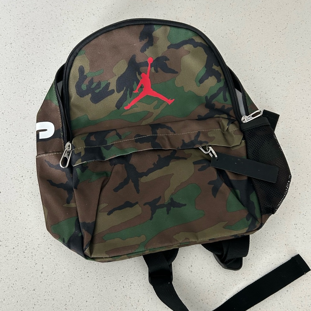 Jordan Air Camouflage small Backpack - nwot